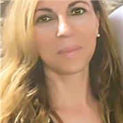 Laureata offre lezioni di DIRITTO, ECONOMIA E GESTIONE DELLE IMPRESE, ITALIANO, discipline UMANISTICHE. Preparazione TESI giuridiche